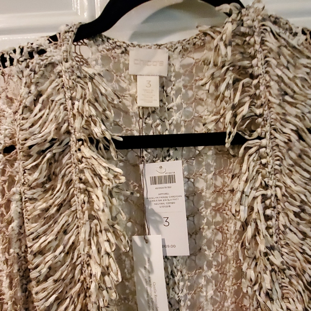 Clothes - Picture 2 of 3